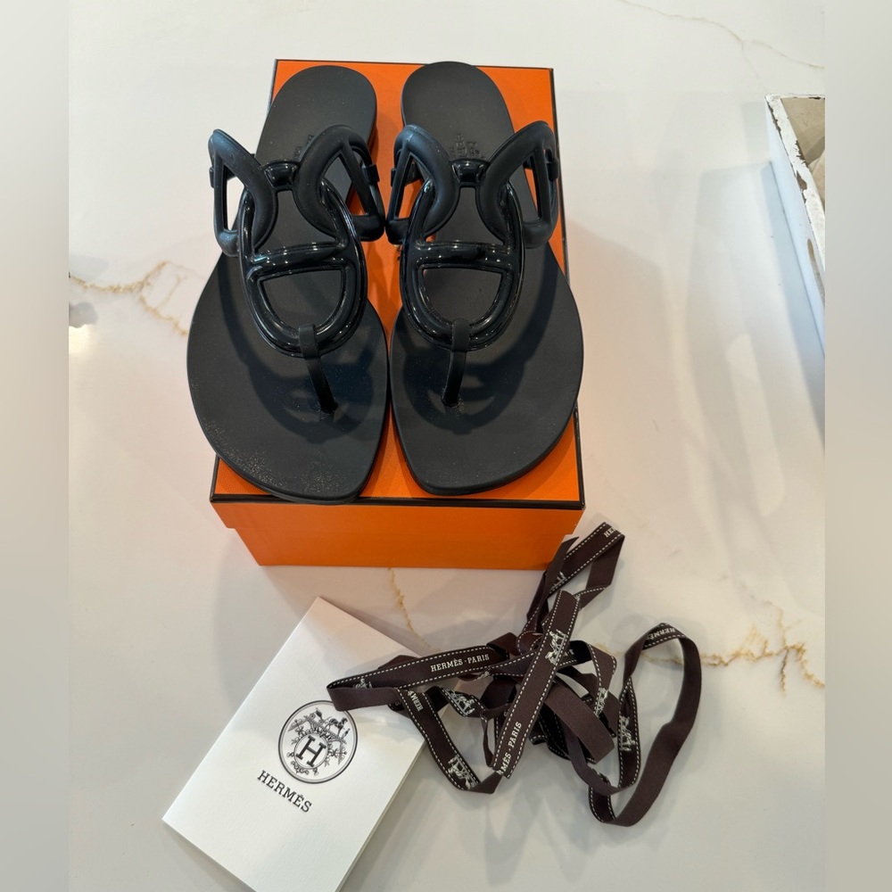 Hermes Egerie sandal- Authentic